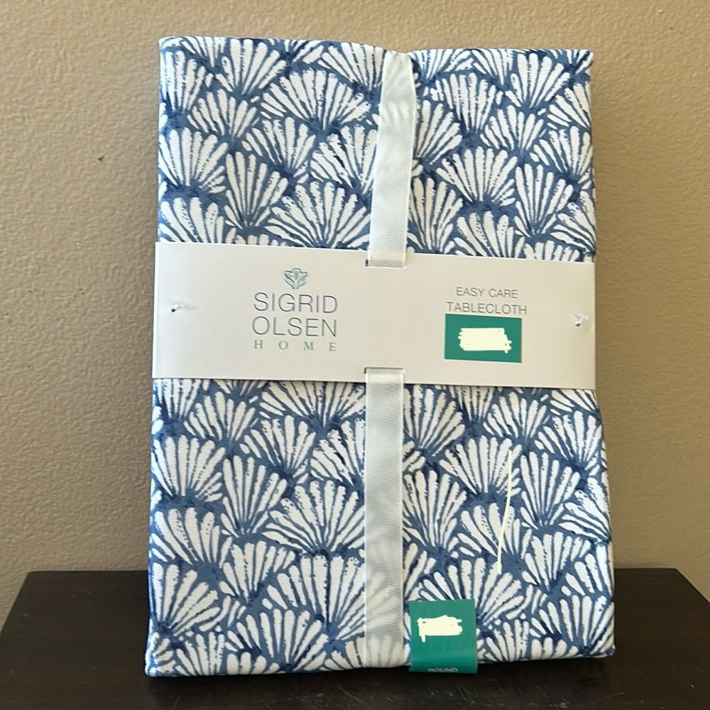 Sigrid Olsen Tablecloth Blue White Nautical Shell 60”x120” New Oblong